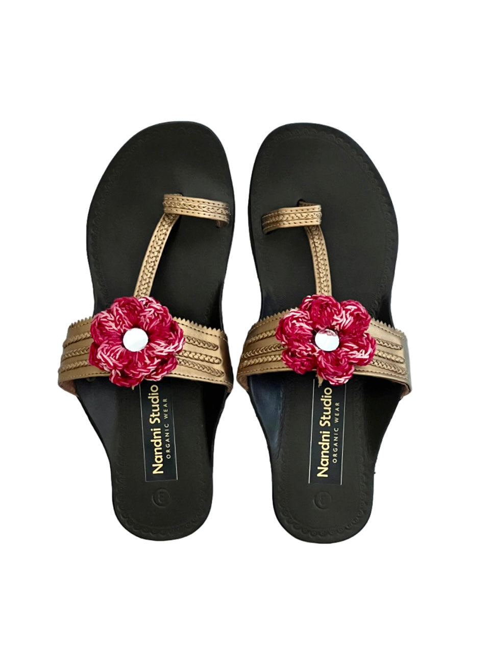 Kohlapuri Slippers size 8 (Antique Gold)