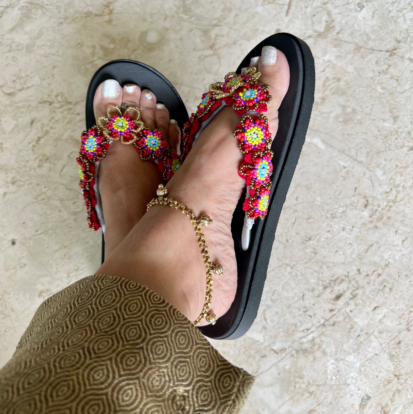 Black Flip Flops - Opulence