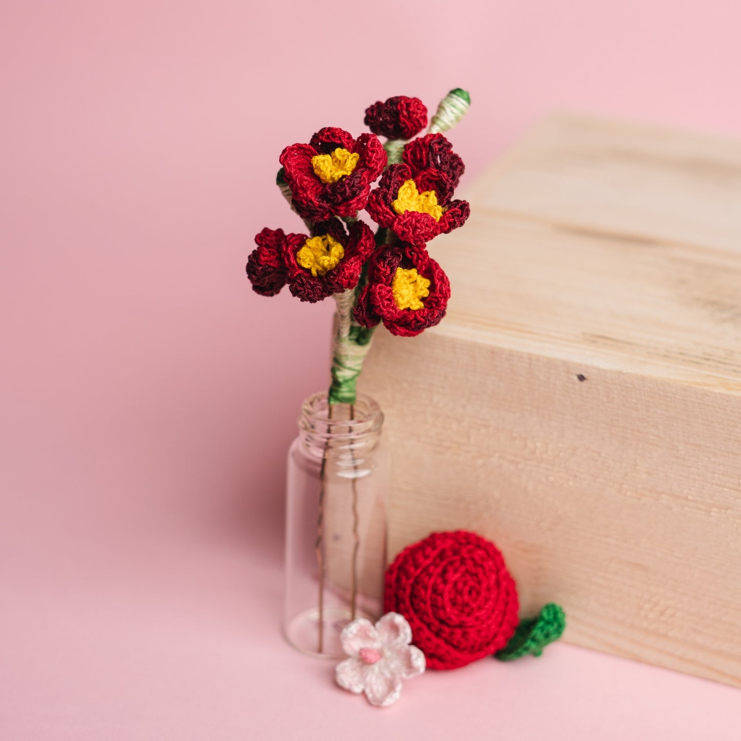Maroon flowers juda pin