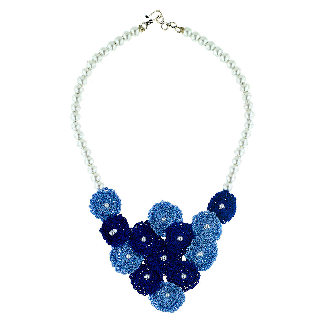 Small flowers necklace