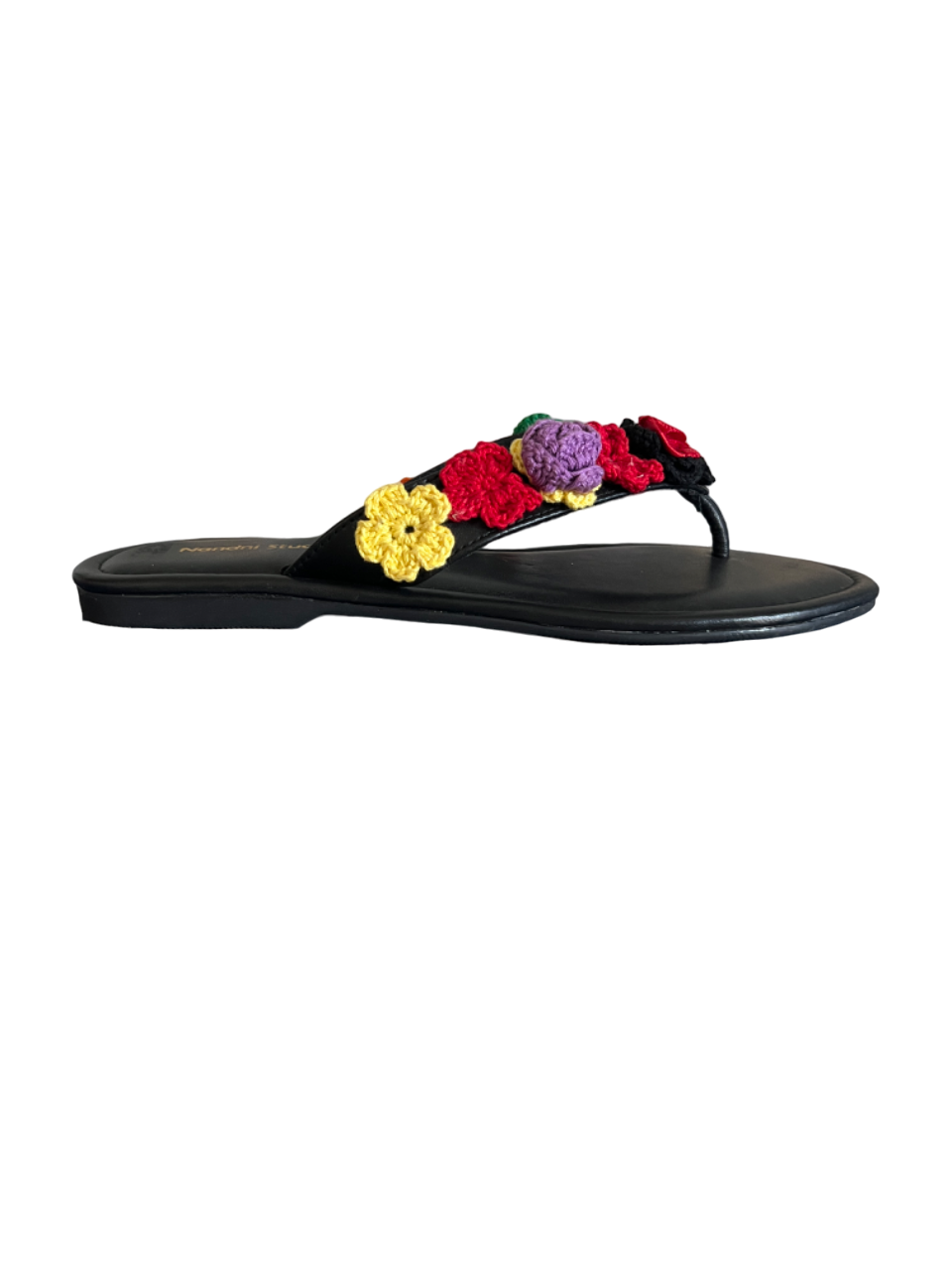 V strap flats with crochet flowers