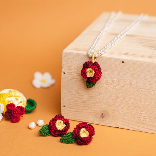 Maroon small flowers