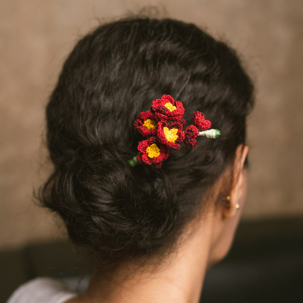 Maroon flowers juda pin