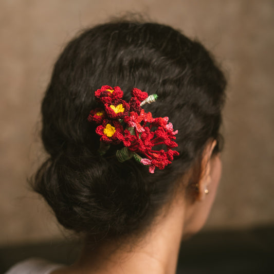 Maroon flowers juda pin